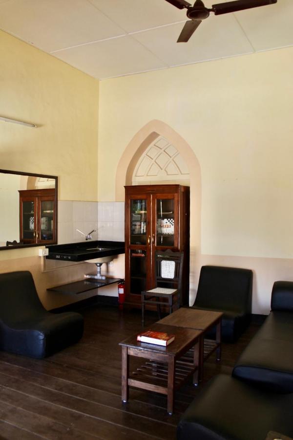 Royal Phoenix Inn Panaji Εξωτερικό φωτογραφία